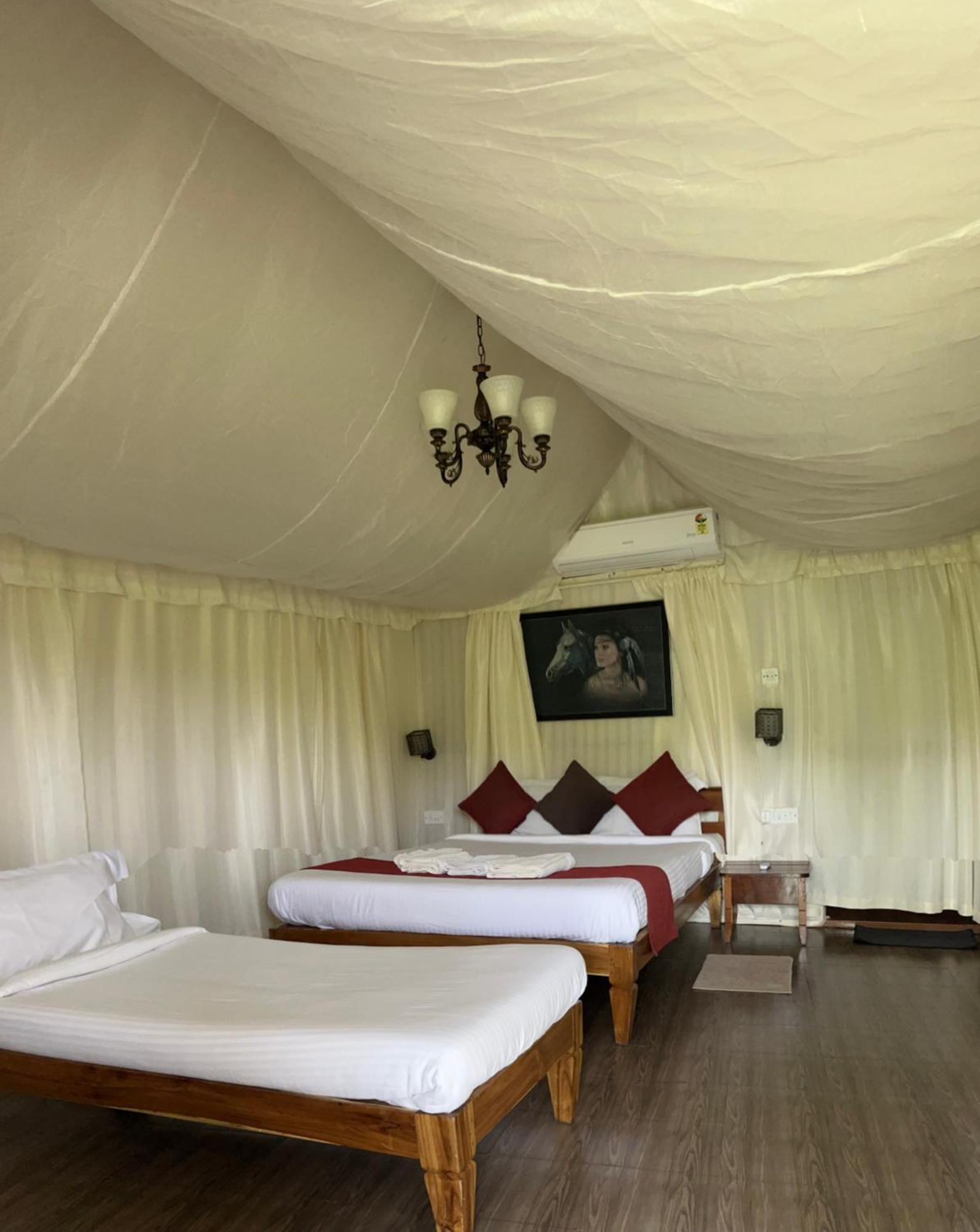 Wilderness Jungle Camp Hotel Malavalli Exterior photo